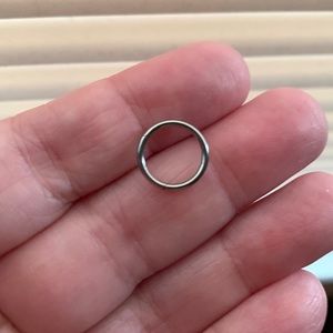 16g earring/nose ring